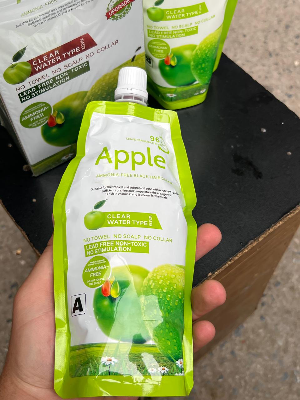 Apple Ammonia-Free Black Hair Cream – No Towel, No Scalp, No Collar | Free Delivery
